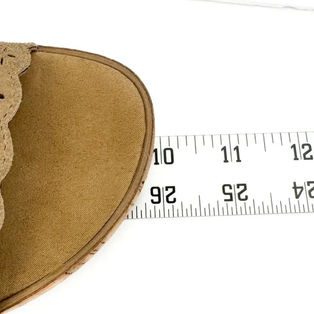 Sesto Meucci Sandals 8.5 Tan Suede Laser Cut‎ Floral Studded Wedge Boho Italian